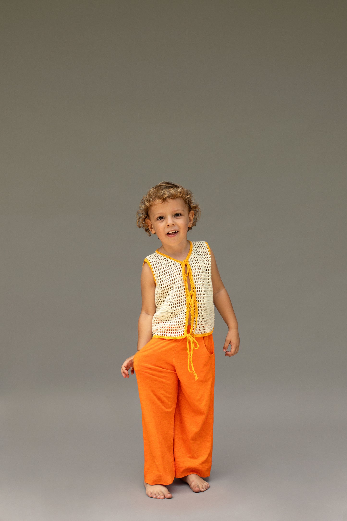 ALOHA DIAMOND CROCHET VEST OFF WHITE - nikasgotsoul