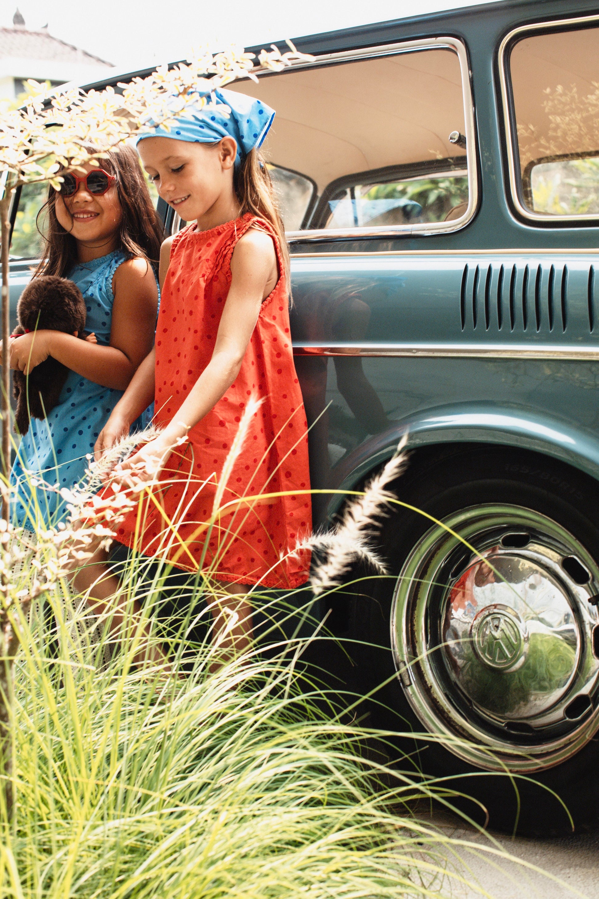 HAZE DOTS  CROCHET DETAILED DRESS - BLUE - nikasgotsoul