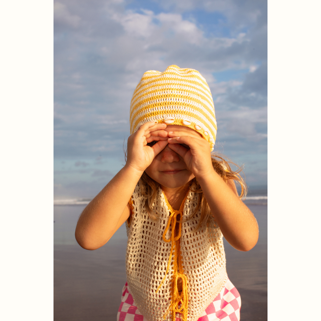 ALOHA DIAMOND CROCHET VEST OFF WHITE - nikasgotsoul