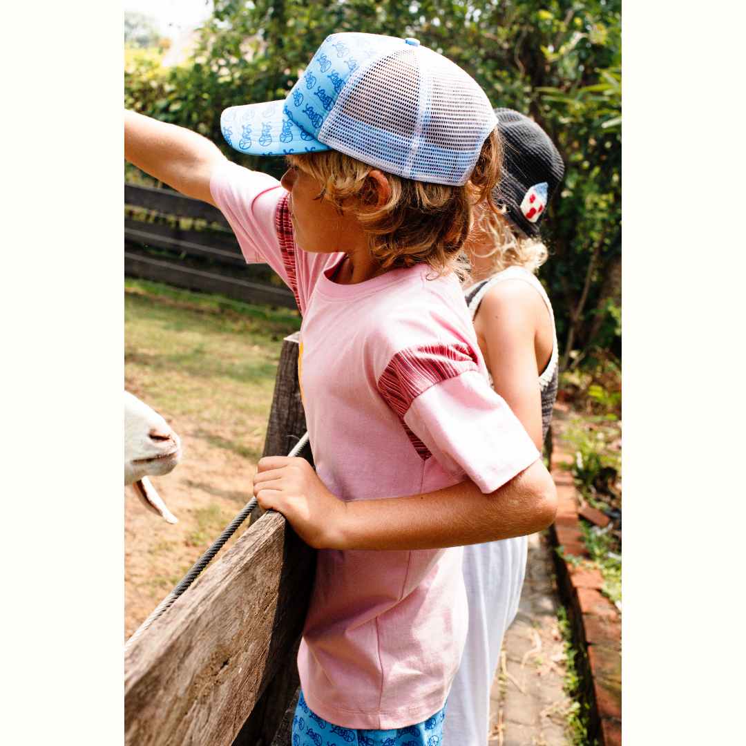 LOVE TRUCKER MESH CAP - BLUE - nikasgotsoul