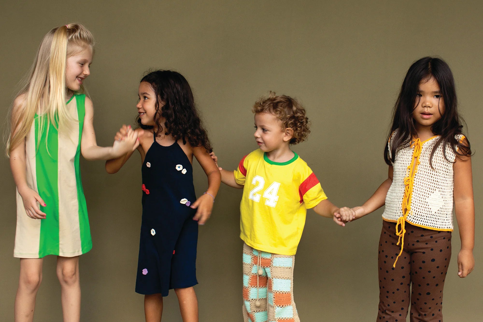 Nikas Got Soul brand banner with children in summer clothing