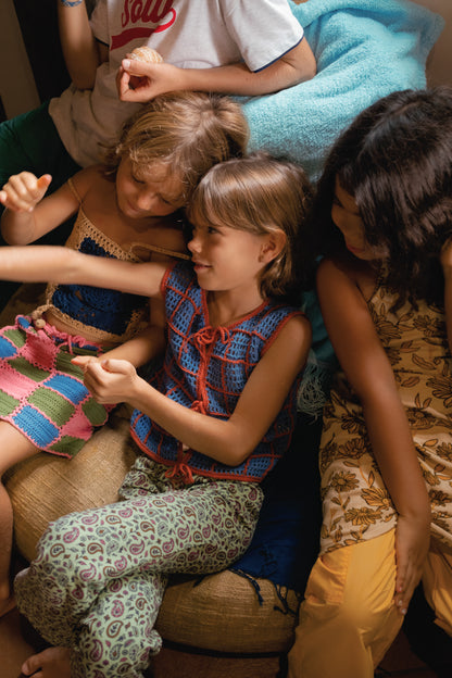 ALOHA CHECKER CROCHET VEST - BLUE