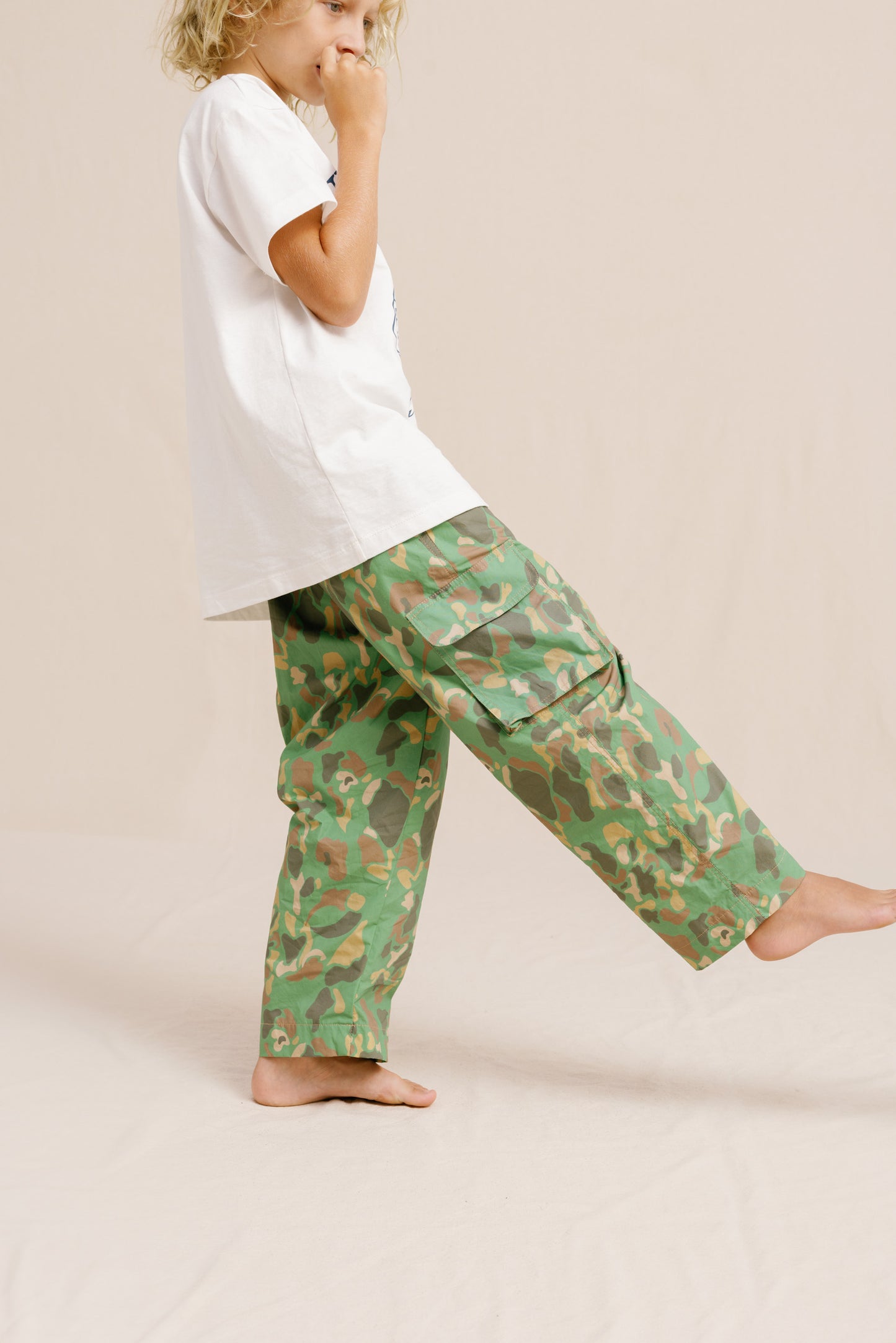 CAMO BAGGY PANTS - KHAKI GREEN - nikasgotsoul